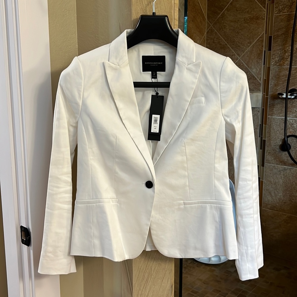 NWT Banana Republic White Blazer